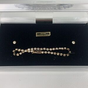 Australian Crystal Bracelet Post earring set Gold Accent 8” Tennis bracelet New